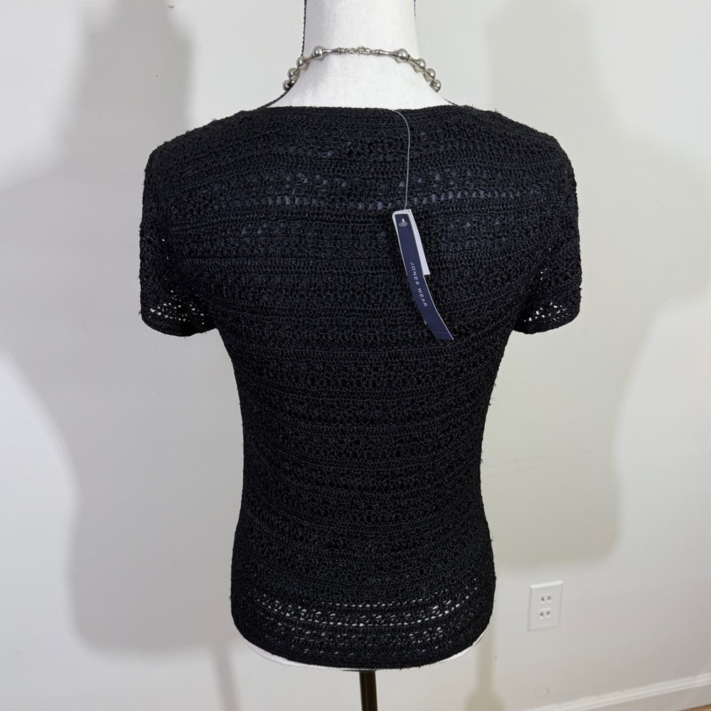 Jones Wear Black Crochet V-Neck Short Sleeve Top New with tags - Picture 7 of 12